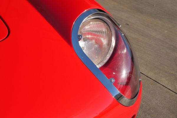 1968 Ferrari 250 California Replica
