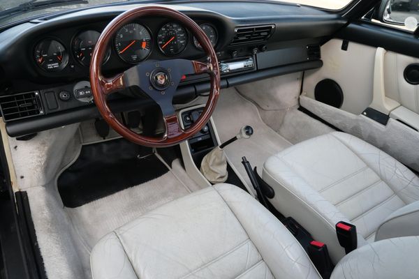 1987 Porsche 911 Carrera Coupe
