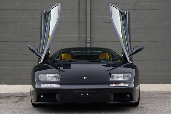 2001 Lamborghini Diablo VT