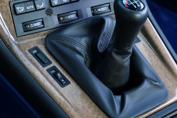 1993 BMW 850 CSI