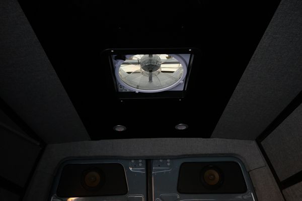 2022 Mercedes-Benz Sprinter 2500 4x4