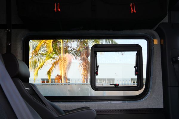 2022 Mercedes-Benz Sprinter 2500 4x4