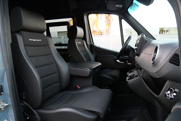 2022 Mercedes-Benz Sprinter 2500 4x4